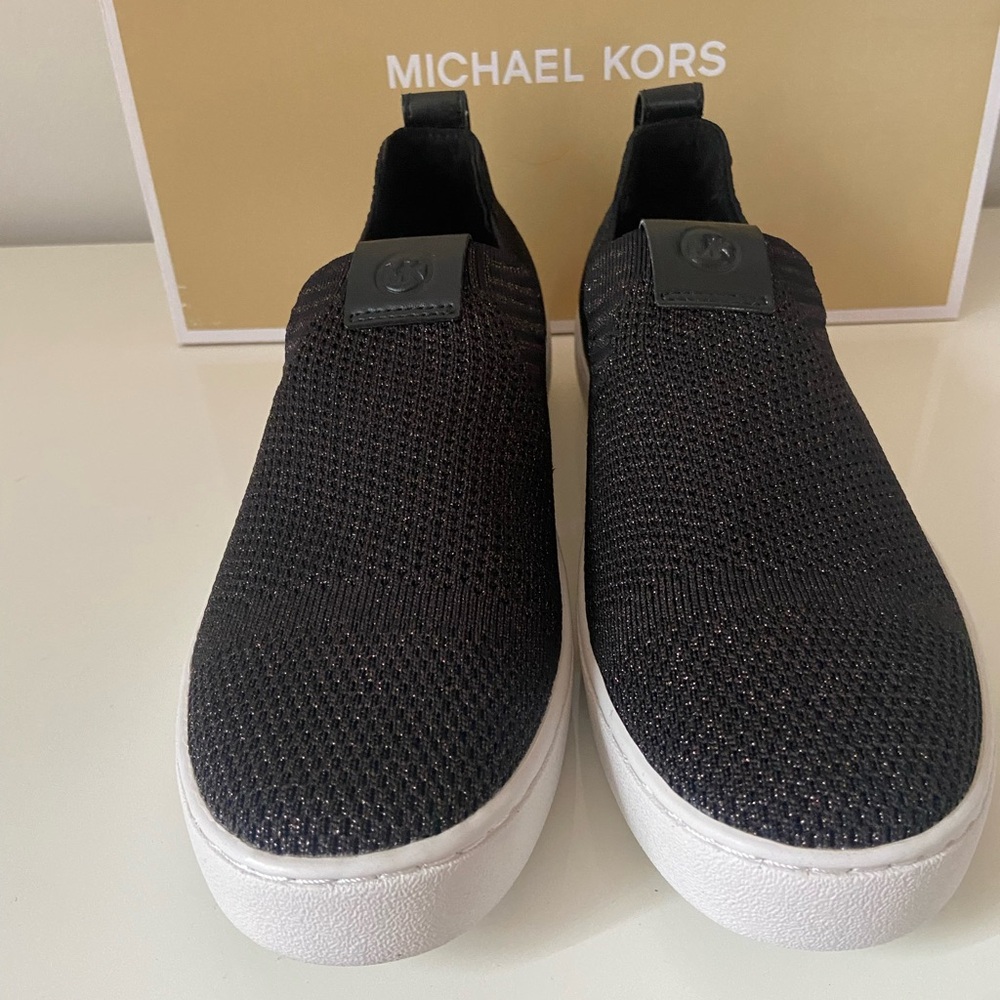 NIB Michael Kors Juno Knit Slip On Sneaker Women's Size 7.5 Stretch Black/Bronze - Picture 2 of 5